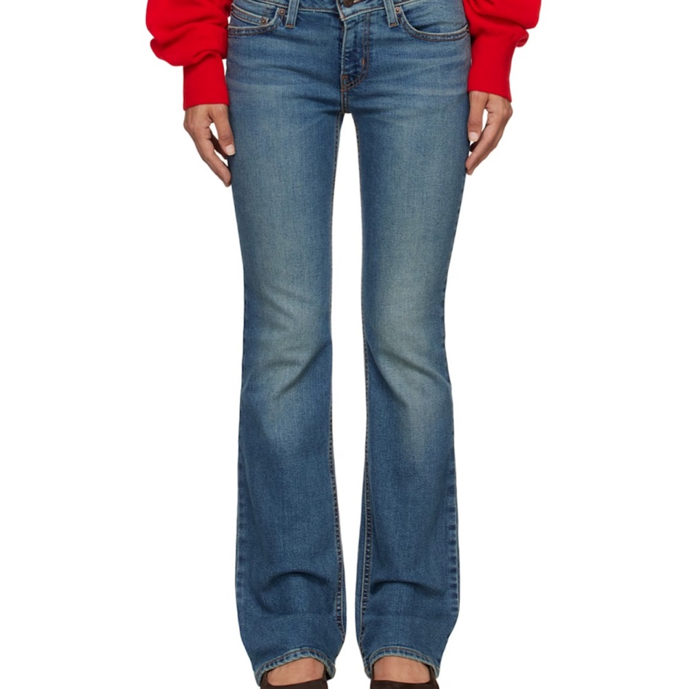 Levis Low Rise Bootcut Jeans 👖